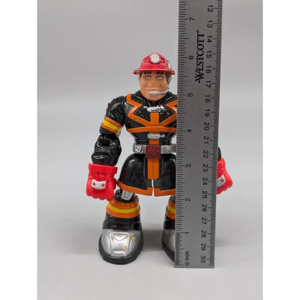 Fisher Price Rescue Heroes 1998 Cliff Hanger & 2000 Sam Sparks & Accessory